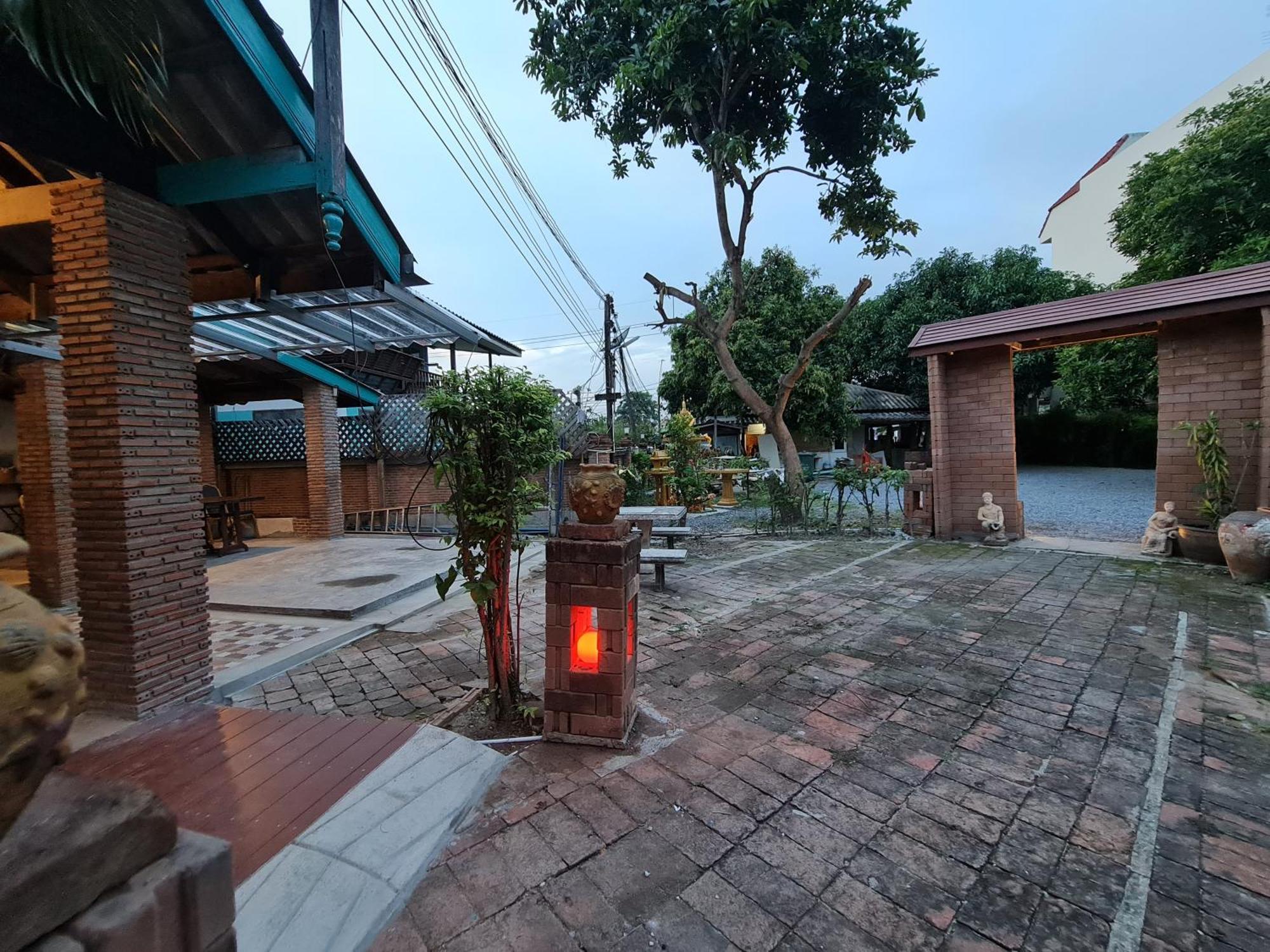 Apartmán Tepbunthomhouse Ayutthaya Exteriér fotografie
