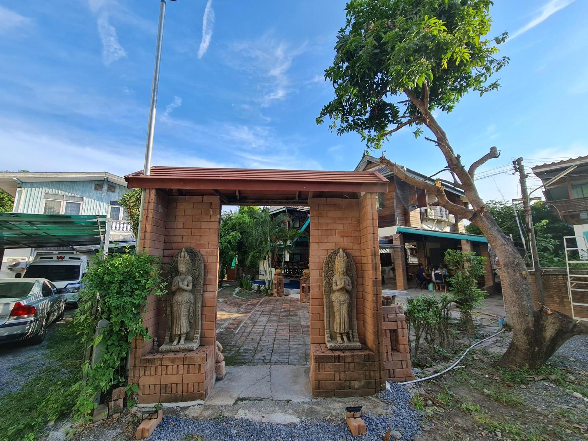 Apartmán Tepbunthomhouse Ayutthaya Exteriér fotografie