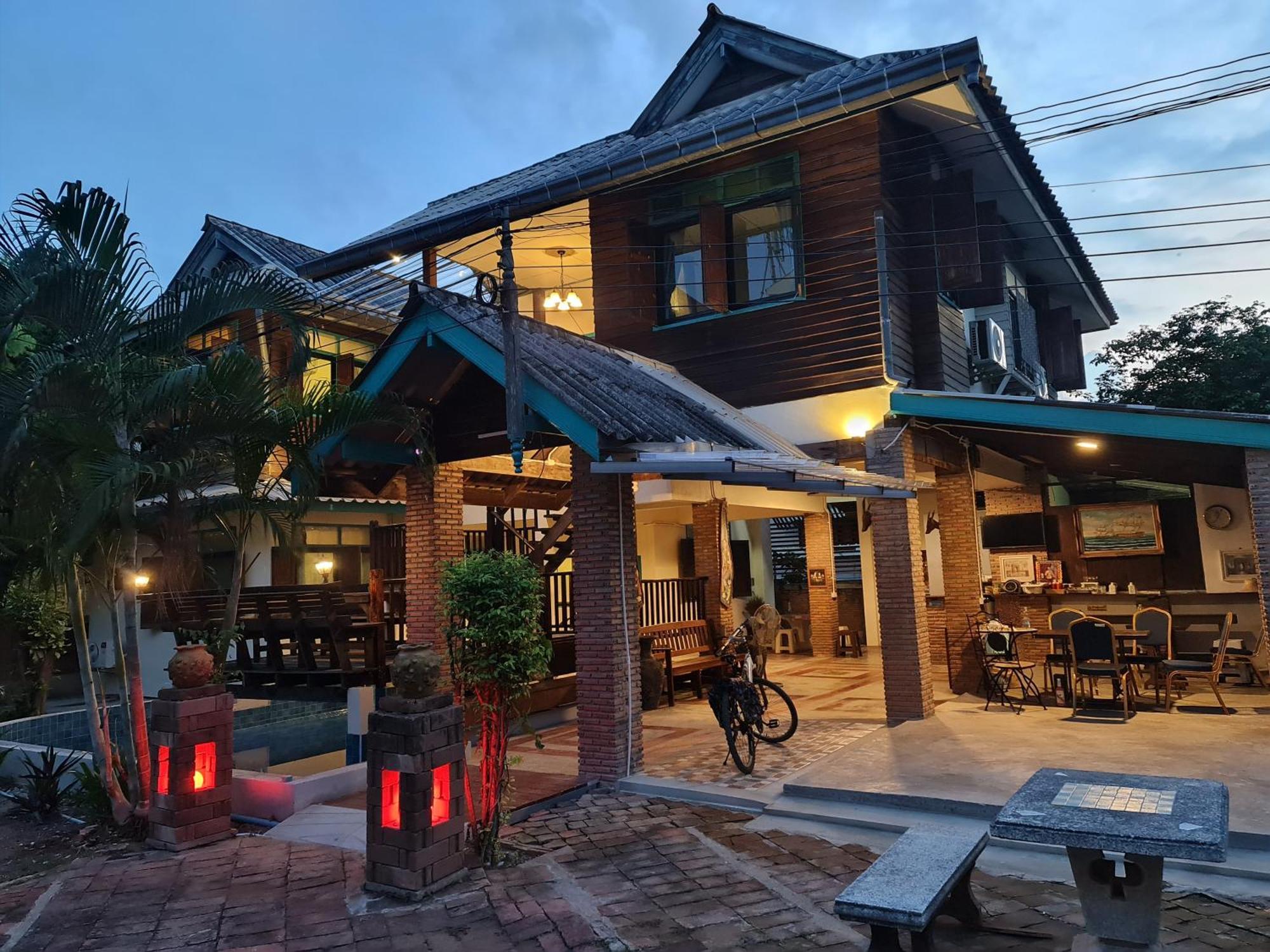 Apartmán Tepbunthomhouse Ayutthaya Exteriér fotografie